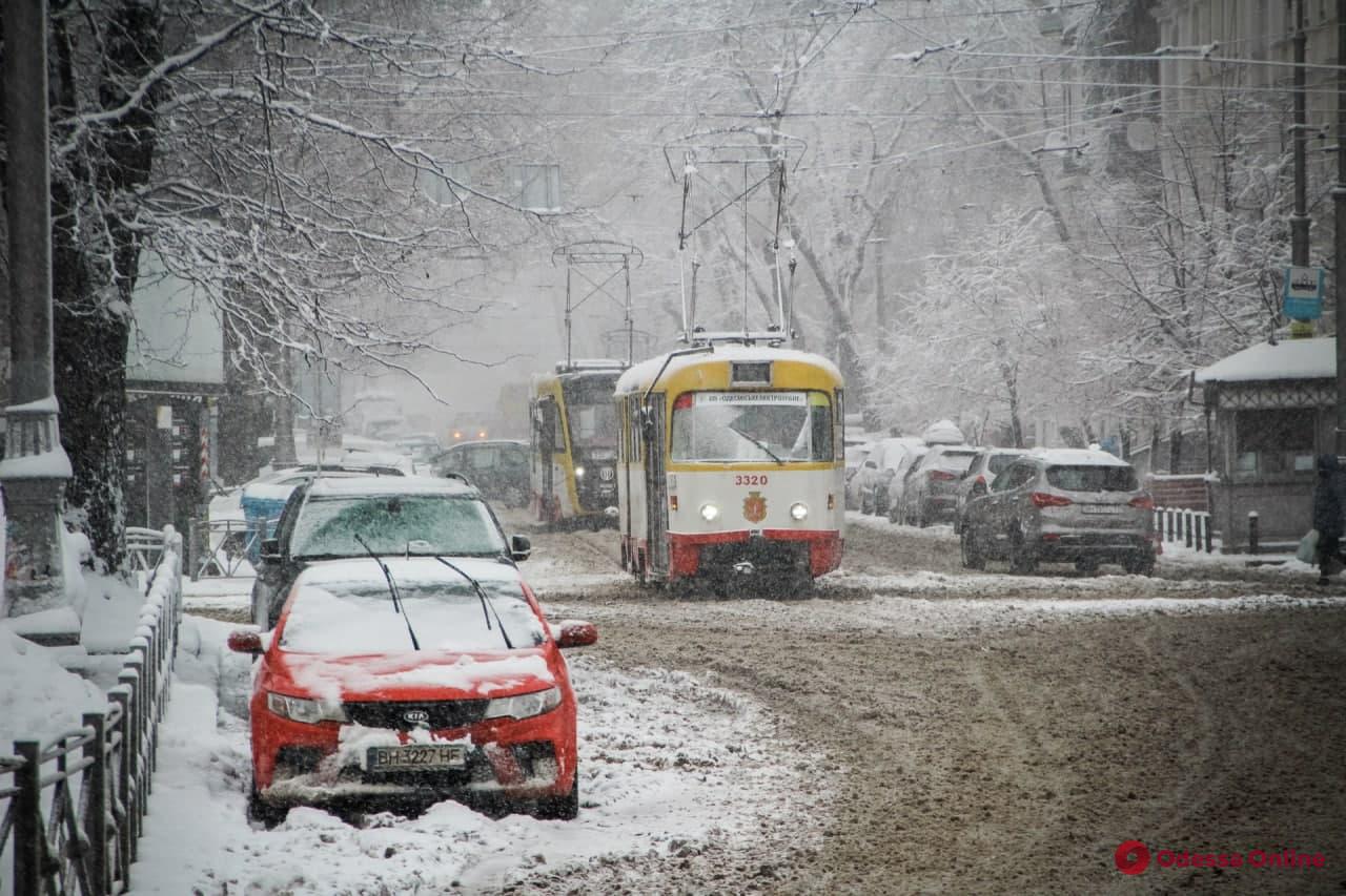 В Одессе временно не курсирует почти весь городской электротранспорт