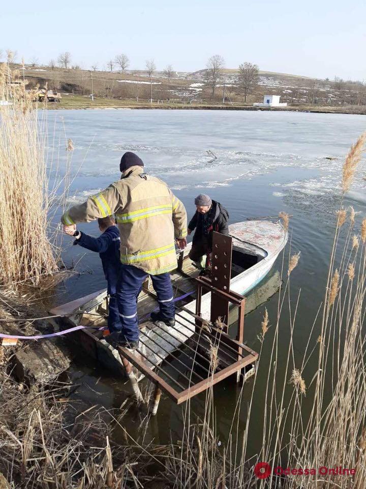 В Одесской области спасли мужчину, который провалился под лед