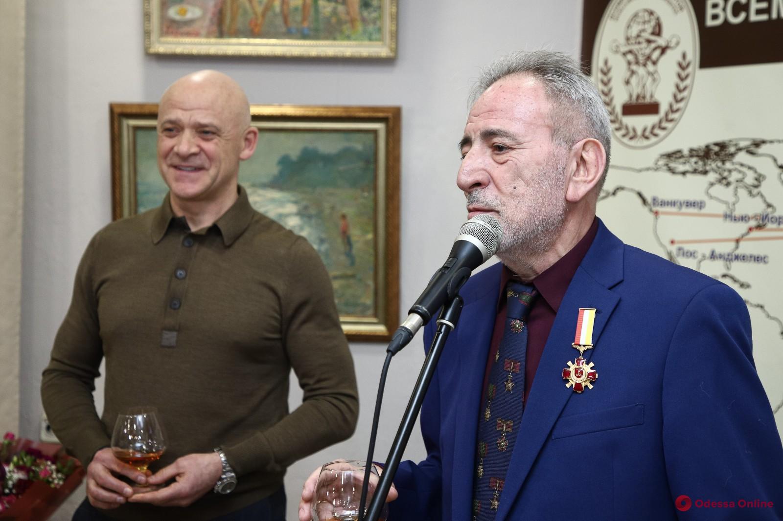 Известный одесский сценарист и ведущий Игорь Кнеллер отметил 70-летний юбилей