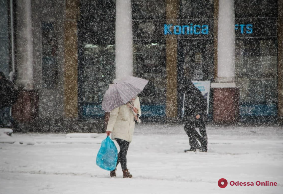 Приближается снежный циклон: коммунальные службы Одессы переходят на круглосуточный режим работы