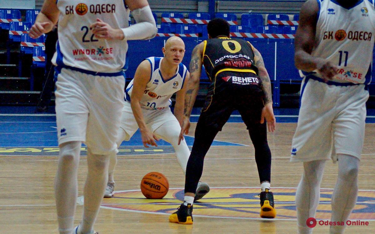 Баскетбол: «Одесса» досадно проиграла лидеру Суперлиги