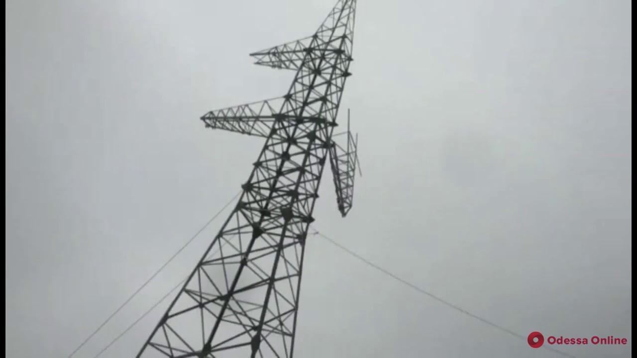 Последствия непогоды: в Одесской области без электричества остаются жители 95 населенных пунктов