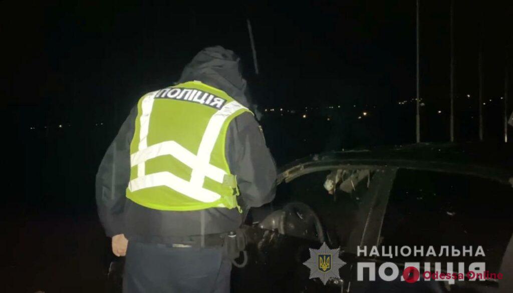 В Одесской области автомобиль съехал в реку – погиб пассажир