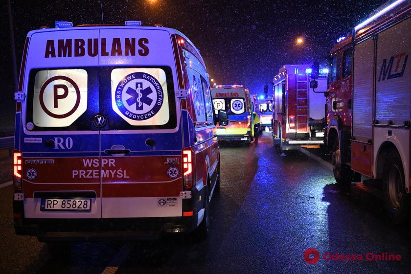 В Польше автобус с украинцами попал в ДТП – один человек погиб, пятеро пострадали