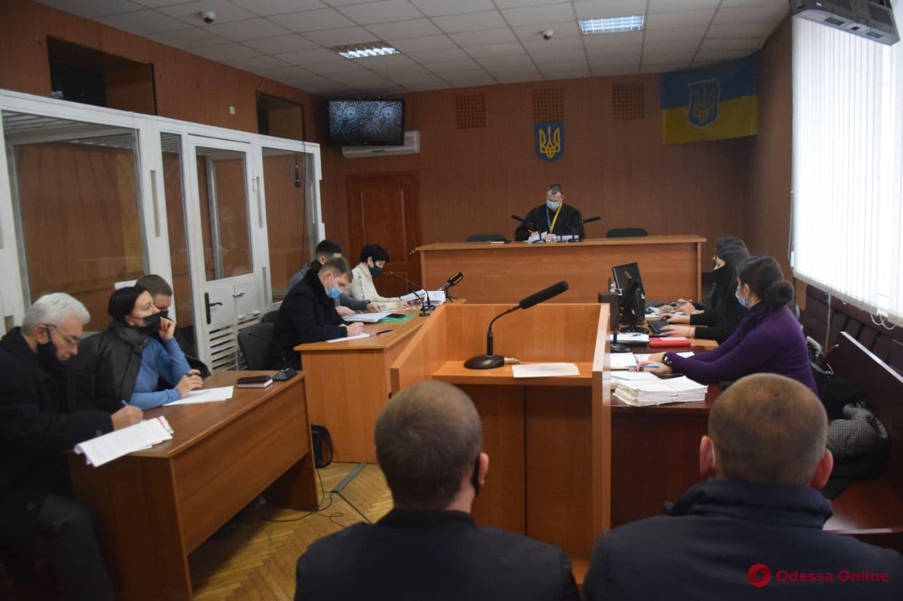 Бунт в одесской колонии: суд продолжил допрос потерпевших