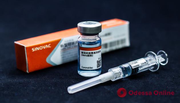 Степанов рассказал, когда в Украине начнут прививать китайской вакциной CoronaVac