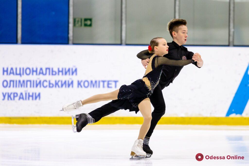 Фигурное катание: одесситы блестяще выступили на всеукраинских турнирах в Киеве