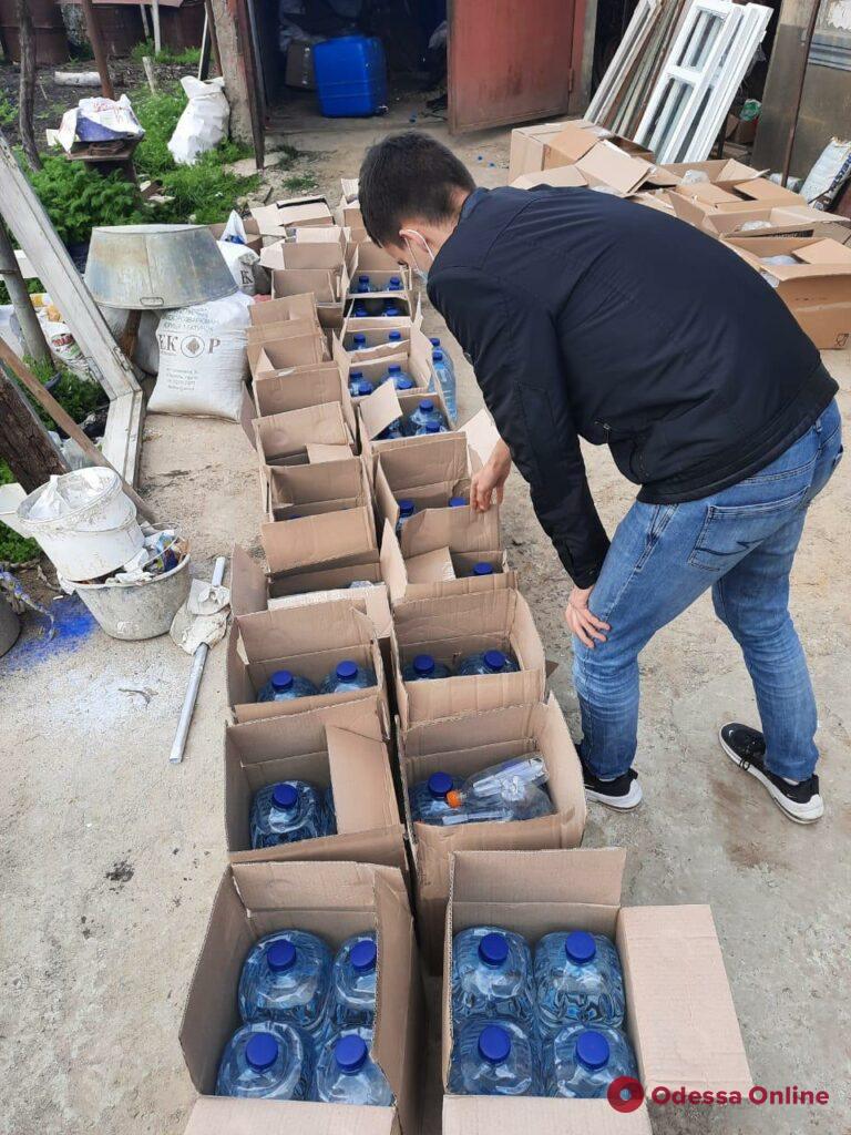 На юге Одесской области в подпольных цехах нашли контрафактного алкоголя на миллион триста тысяч
