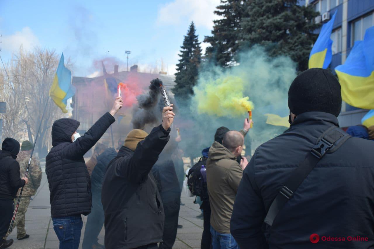 В Одессе митинговали против установки мемориального знака у Дома Профсоюзов  (фото, видео) - Новости Одессы - odessa.online (06.04.2021)