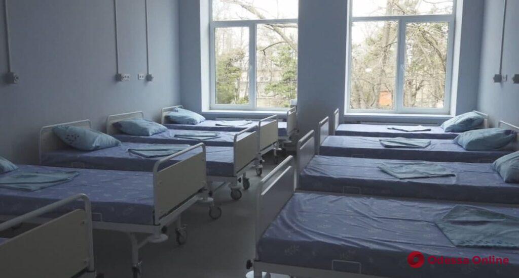 Covid-19: на Слободке разворачивают мобильный госпиталь