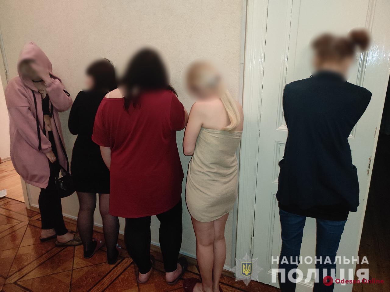 В Одессе полиция накрыла бордель (видео)