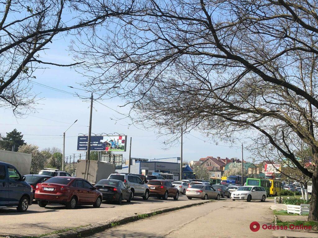 С поселка Котовского в сторону центра города образовалась огромная пробка