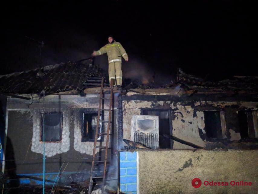 В Одесской области сгорел жилой дом: пострадали двое детей