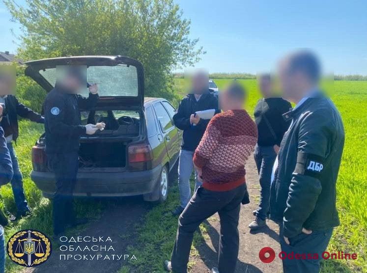 В Одесской области полицейский попался на взятке