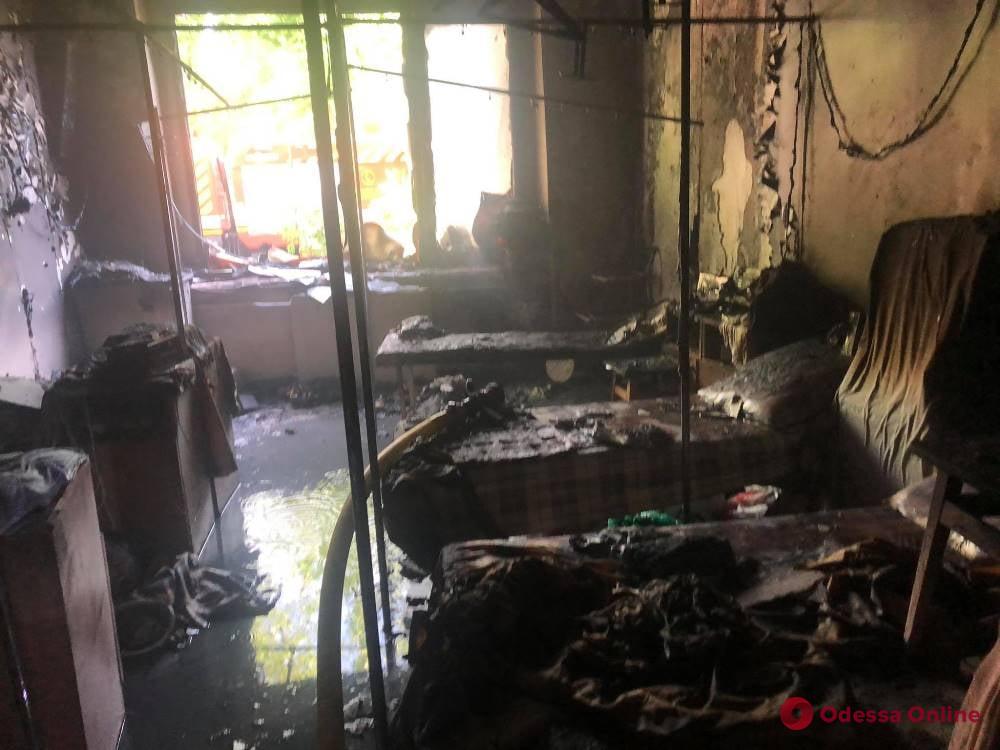 В одесской больнице тушили пожар — эвакуировали почти 40 человек (фото)