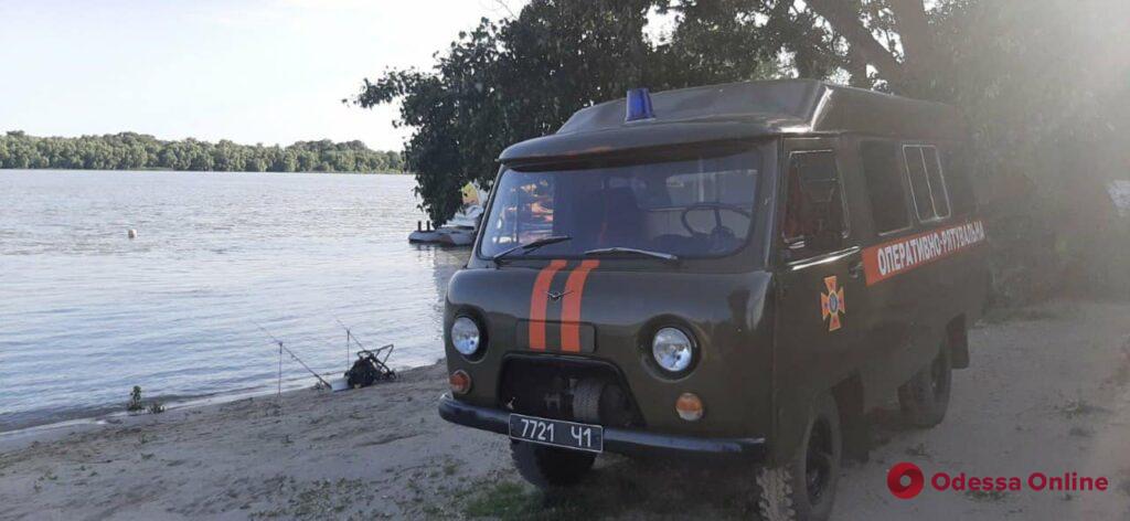 Продолжаются поиски пропавшего 16-летнего подростка, который отправился купаться на Дунай