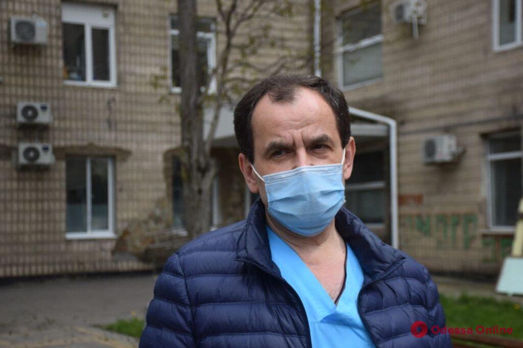 Ожоги 45% тела: одесские медики рассказали о состоянии женщины, которую поджег сосед