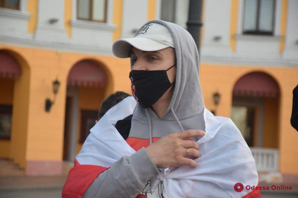 Нет — международному терроризму: белорусы в Одессе вышли в поддержку захваченного журналиста (фото)