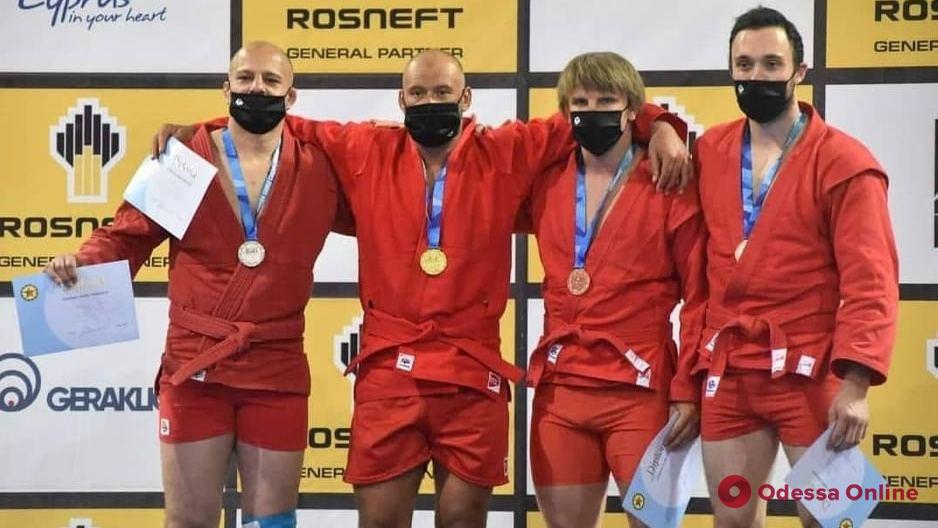 Одесситы завоевали три медали чемпионата Европы по самбо