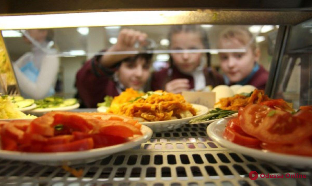 Реформа школьного питания в Одессе: ученики младших классов почти перестали отказываться от еды