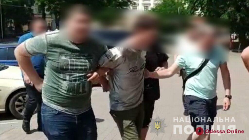 В Одессе поймали подозреваемого, который сбежал из Приморского суда