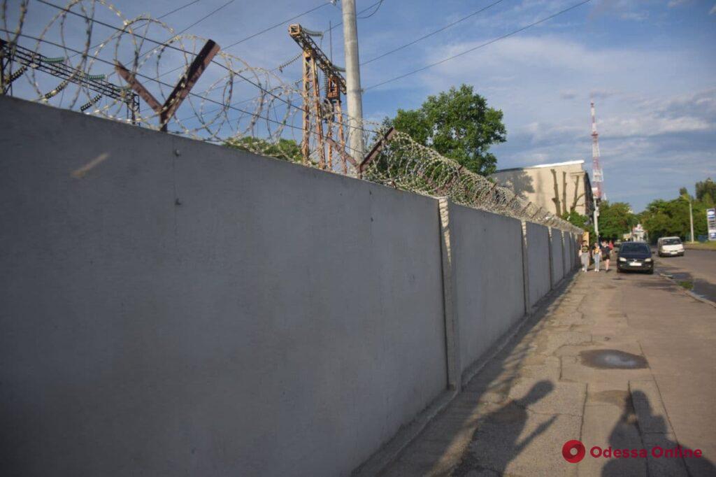 Часть Одессы осталась без света и воды из-за аварии на электроподстанции (обновлено)