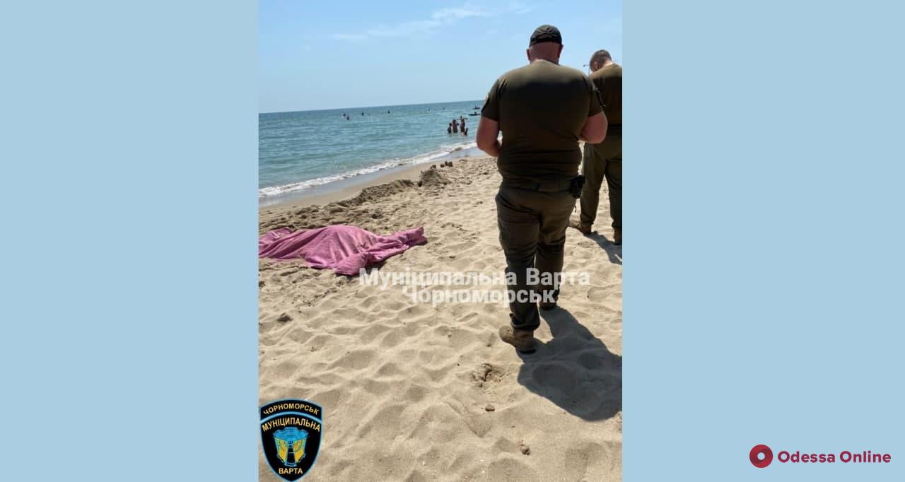 В Черноморске на пляже нашли труп (обновлено)