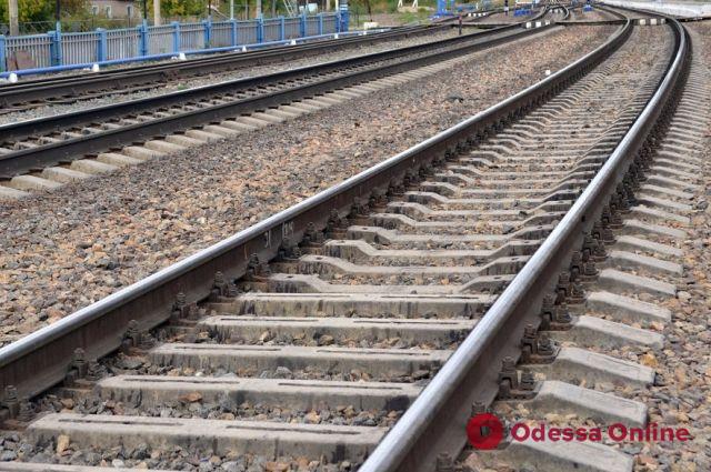 На станции Одесса-Сортировочная поезд насмерть сбил мужчину
