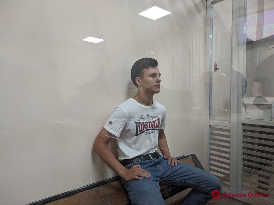 Одесский суд избирает меру пресечения активистам, которые напали на правоохранителей после ЛГБТ-марша (обновляется)