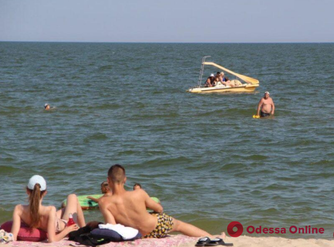 Медики не рекомендуют купаться в четырех приморских поселках Одесской области