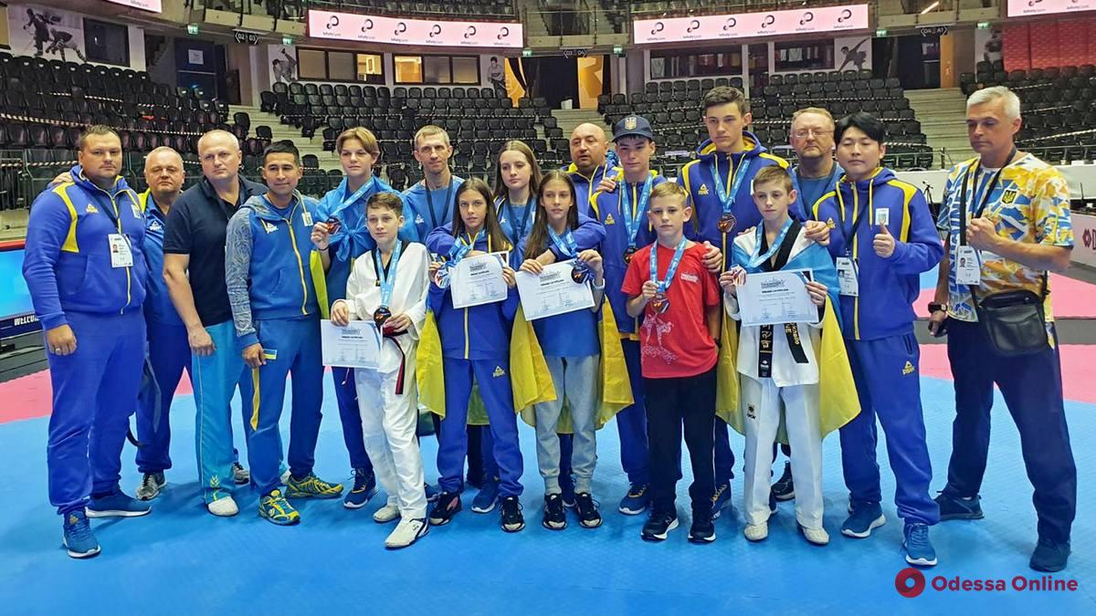 Одесские сестры-близняшки завоевали две медали чемпионата Европы по тхэквондо