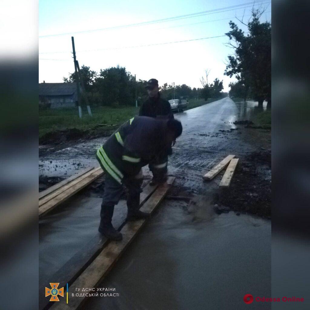 Подтопленные дома и дворы: в Одесской области ликвидируют последствия залпового ливня (обновлено)