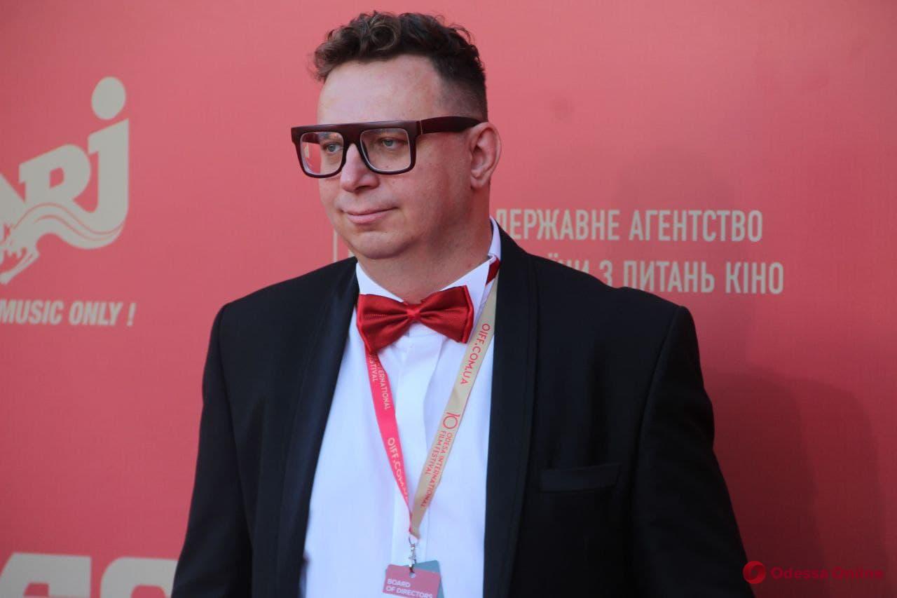 Олег Сенцов и Даниэль Брюль: гости ОМКФ-2021 на красной дорожке (большой фоторепортаж)