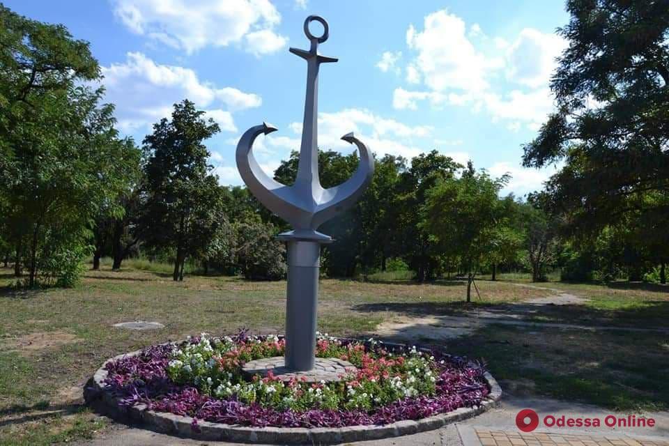 На въезде в Одессу установили «якорь-сердце»