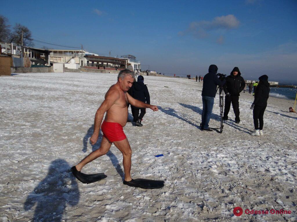 «На один страх станет меньше», – бывалый одесский «морж» рассказал, как и когда начать подготовку к зимнему плаванию
