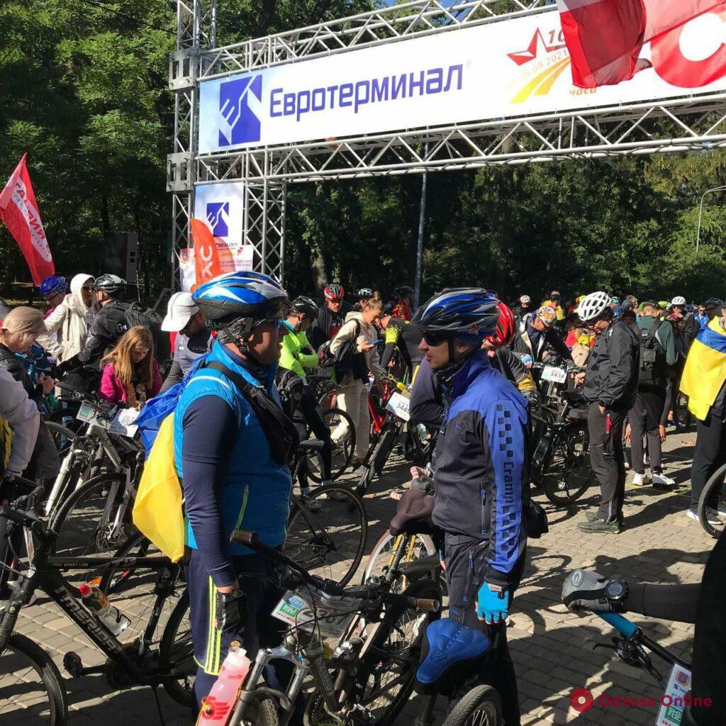 При поддержке «Евротерминала»: Велосотка-2021 собрала участников из четырех стран (фото)