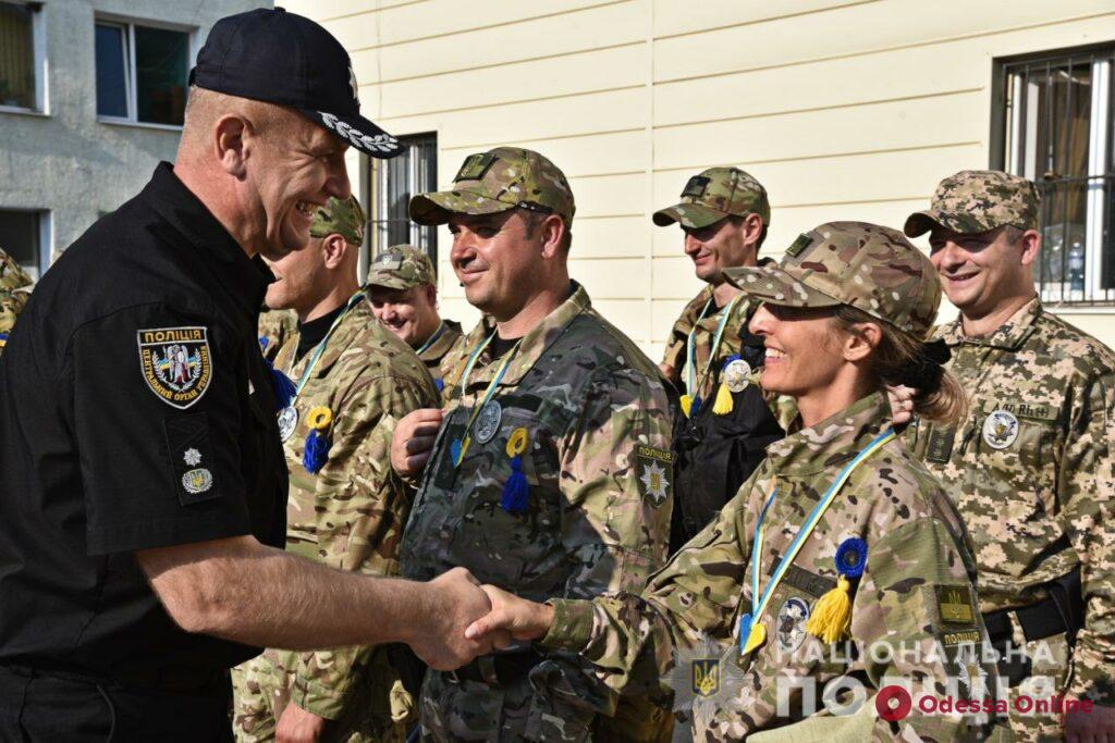 Одесские правоохранители отправились на ротацию в зону ООС