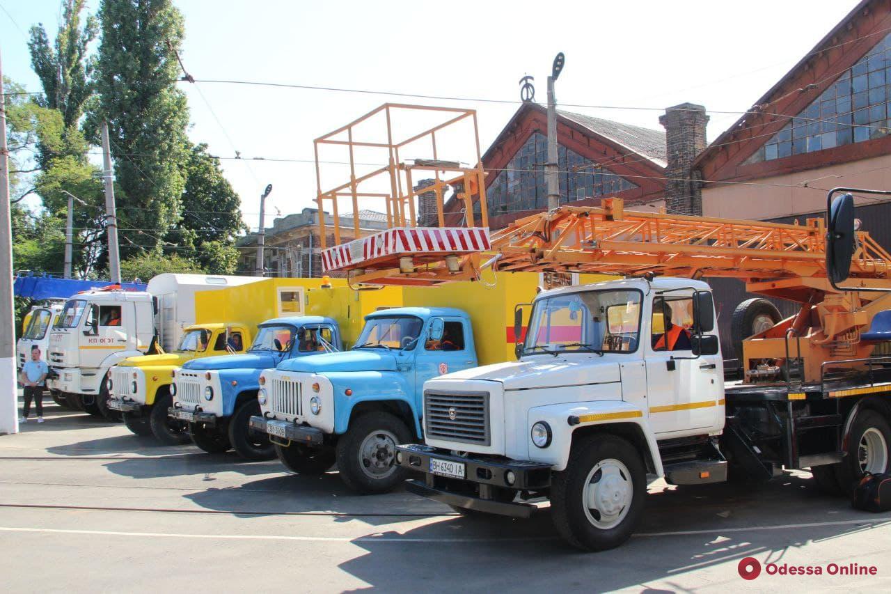В Одессе презентовали новые «Одиссеи» и электробусы