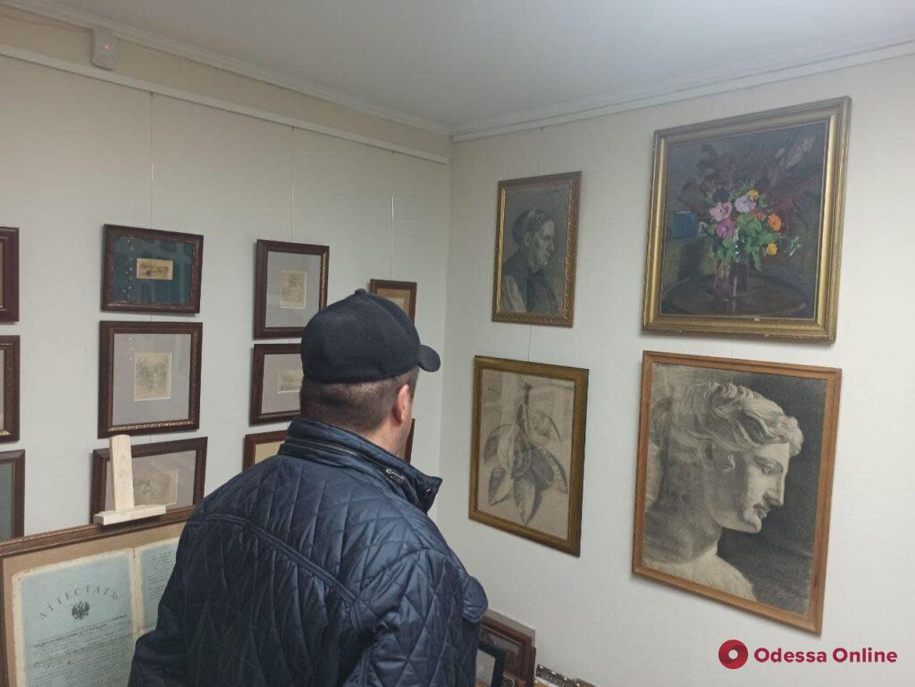 Выставка «Учитель и ученик»: в Одессе отмечают юбилеи Костанди и Синицкого