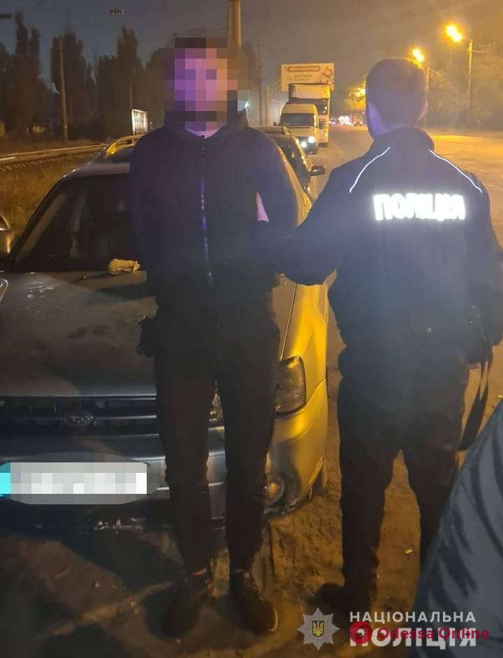В Одессе полицейские поймали угонщиков японской иномарки