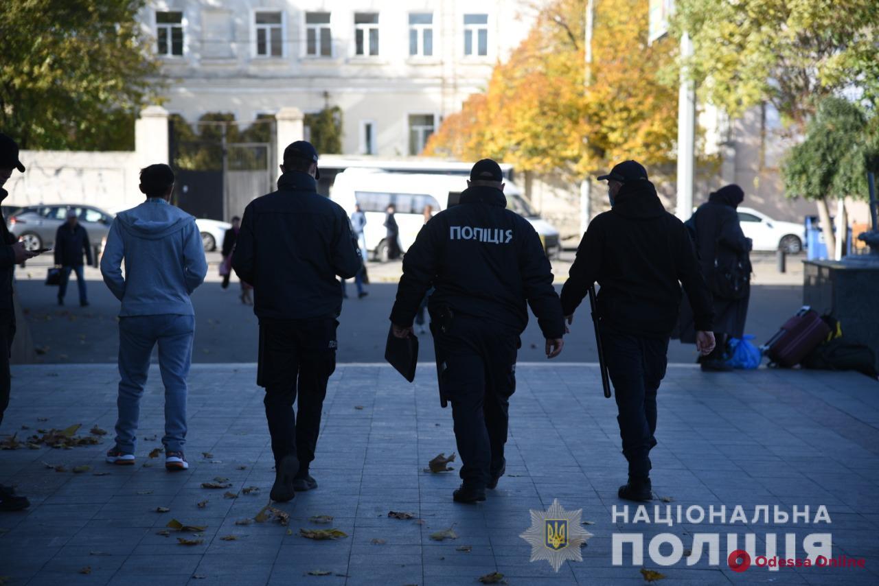 Без масок и сертификатов: за сутки в Одесской области составили 87 протоколов на нарушителей карантина