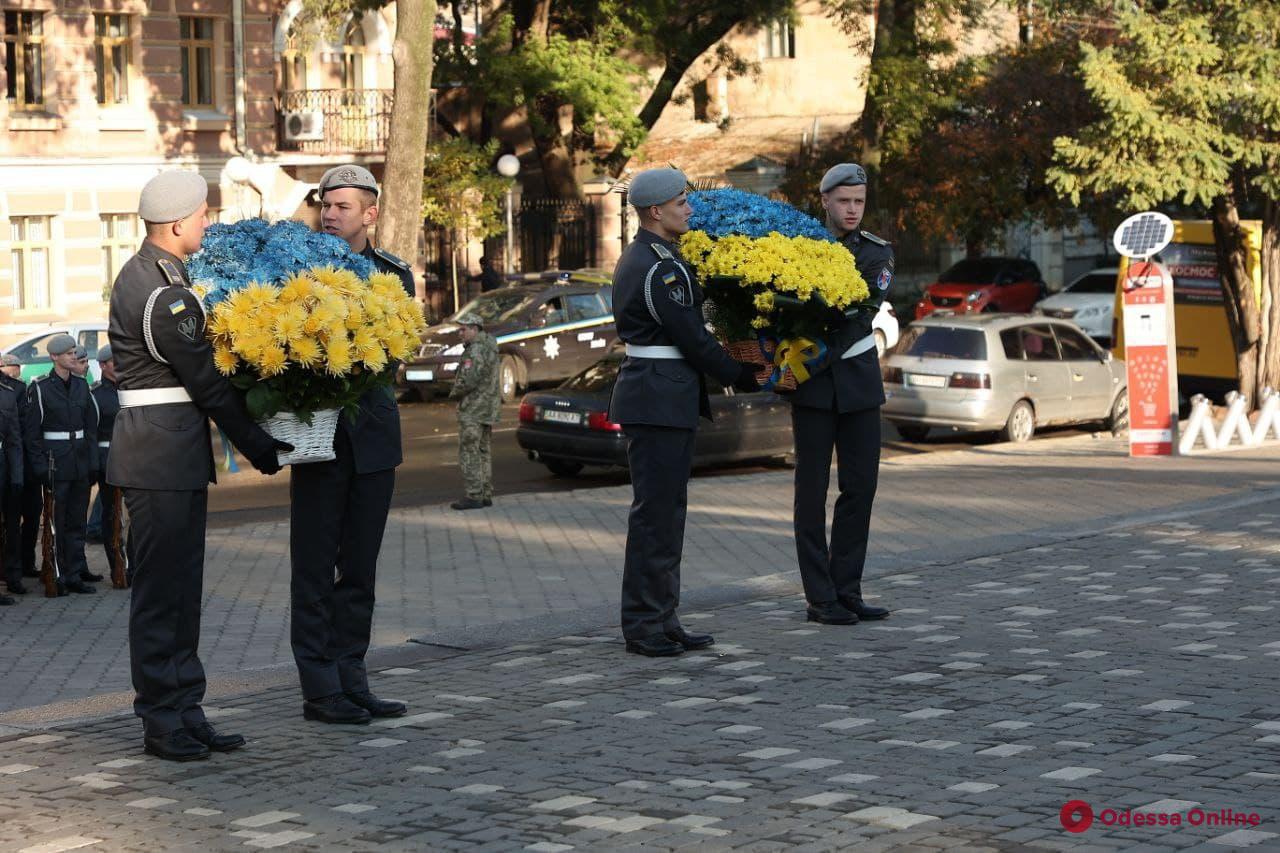 В Одессе празднуют День защитников Украины (фоторепортаж)