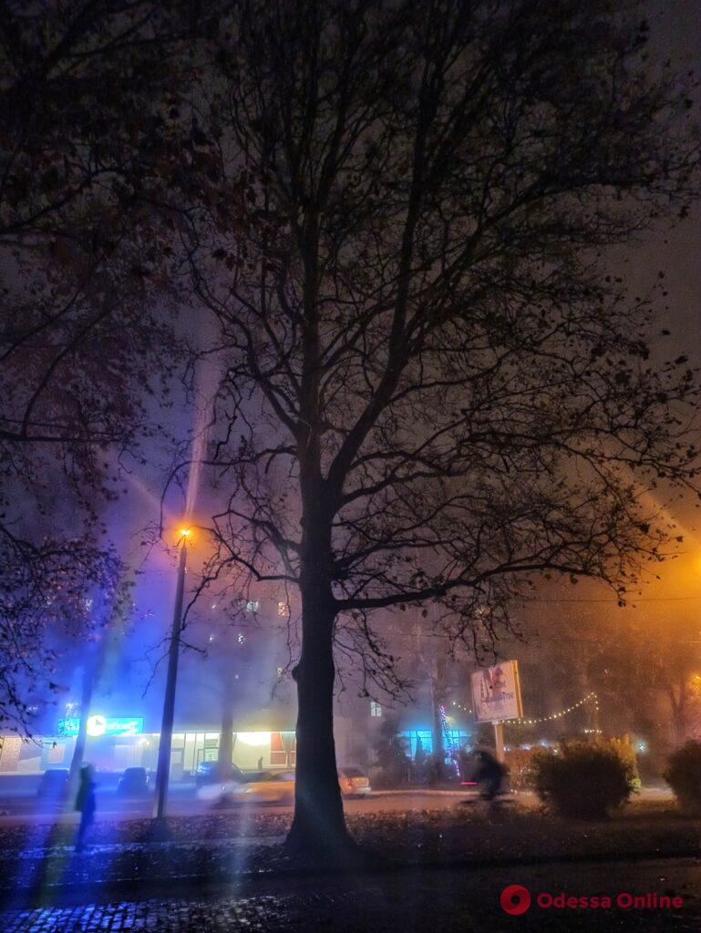 Город во мгле: «туманный фоторепортаж» с одесских Черемушек