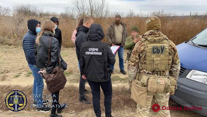 Брал две тысячи долларов с человека: в Одесской области поймали организатора переправки нелегалов в Молдову