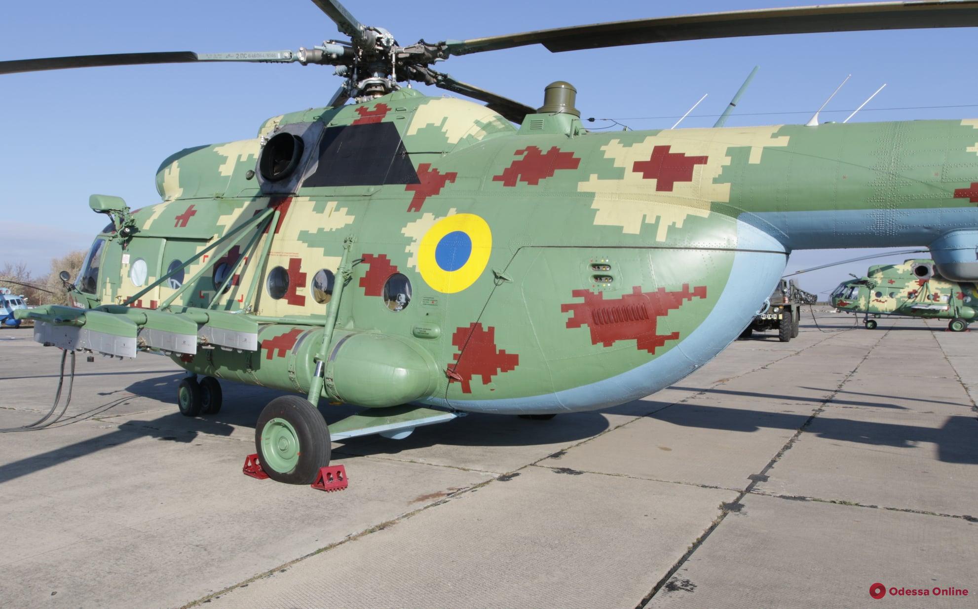 Украинские ВМС получили на вооружение обновленные вертолеты