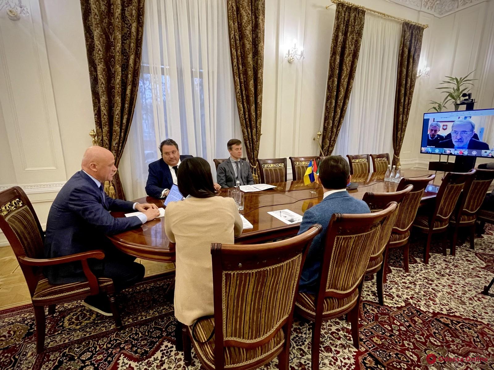 Мэр Одессы провёл онлайн-встречу с городским головой Генуи
