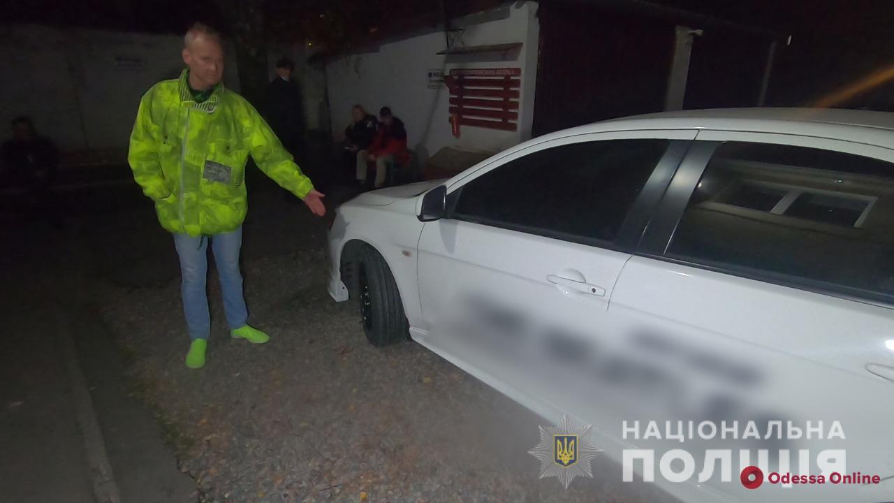 В Одессе с погоней и стрельбой ловили кавказских автоворов – один из них ранен (фото, видео)