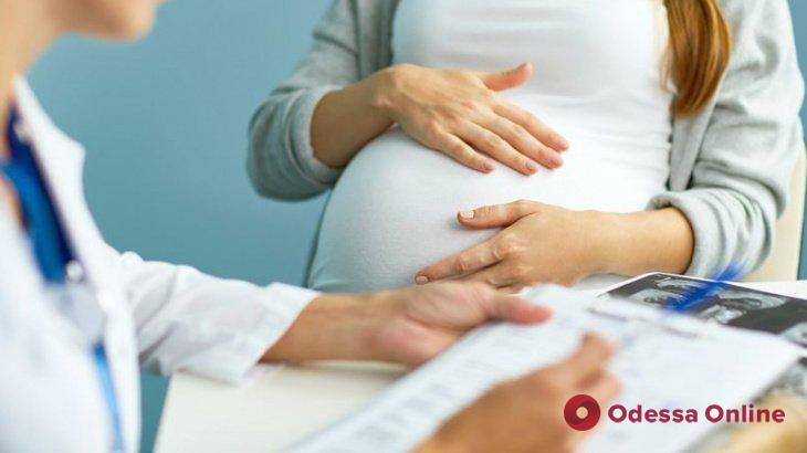 Кабмин упростил получение пособия по беременности и родам