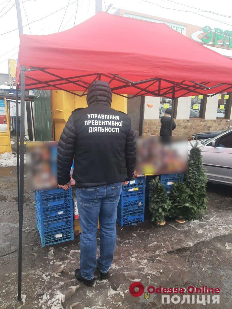 В Одесской области полицейские изъяли пять тысяч пиротехнических изделий сомнительного качества