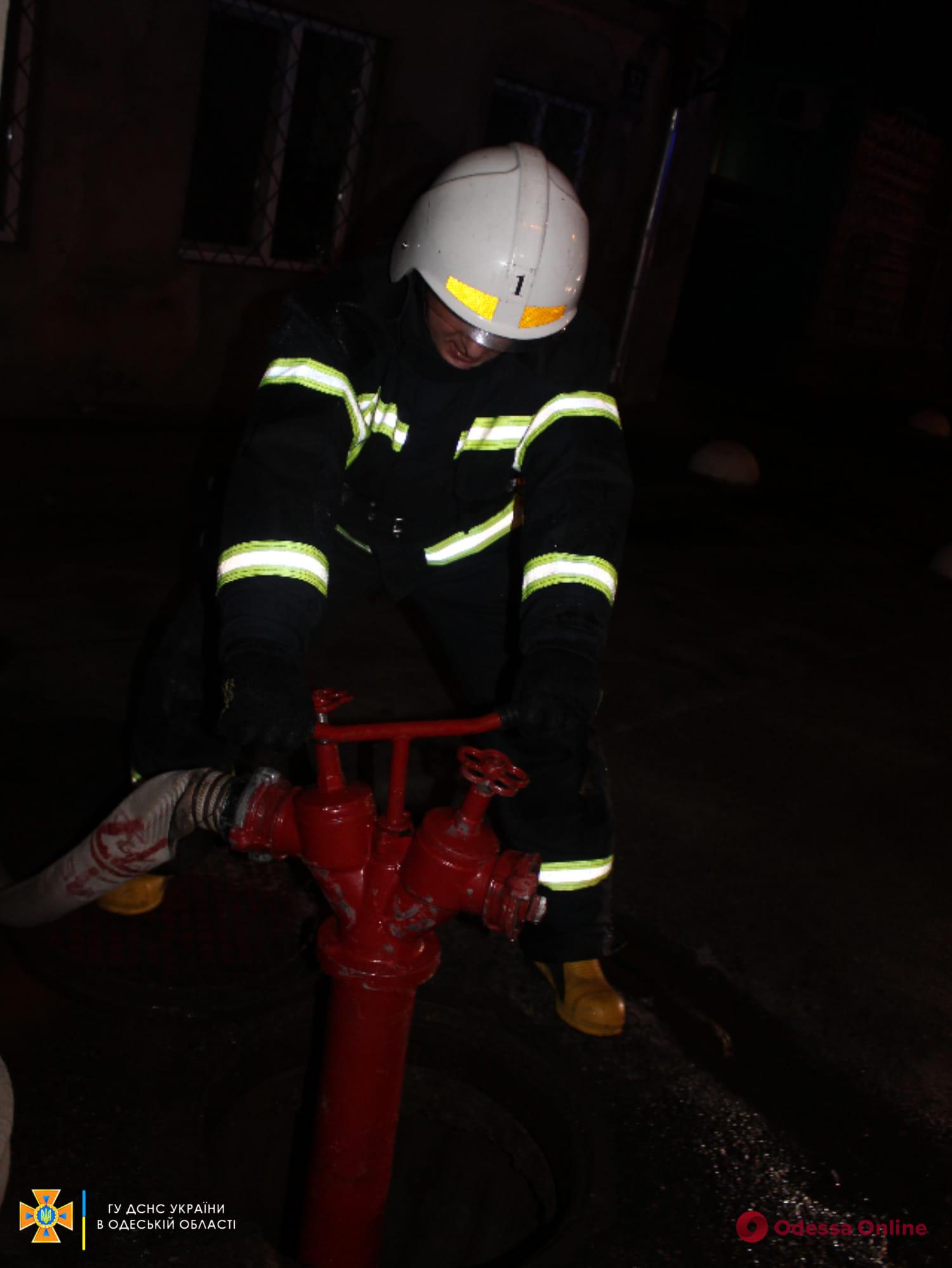 В жилом доме на Приморской из-за свечи вспыхнул пожар — погиб мужчина